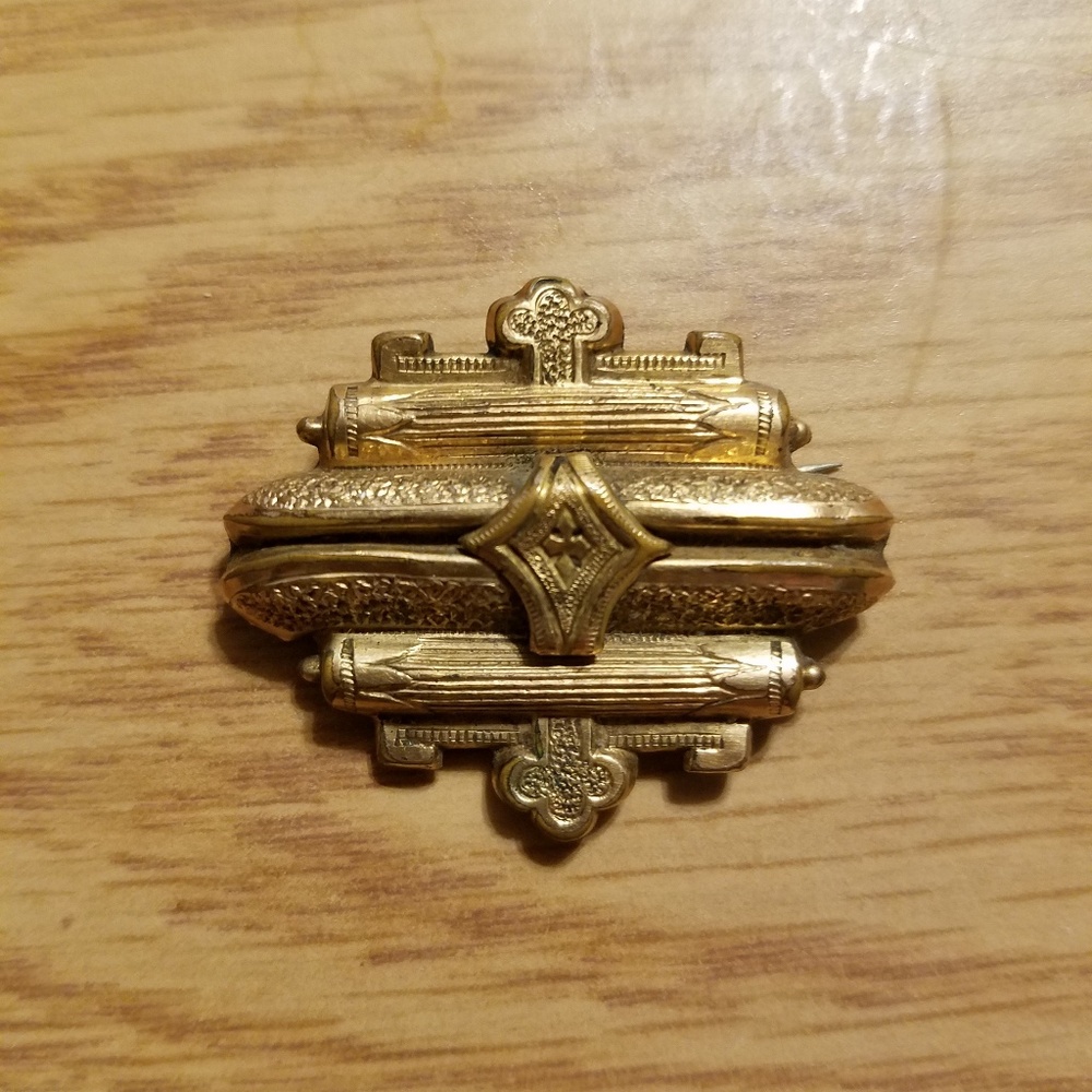 Antique pin